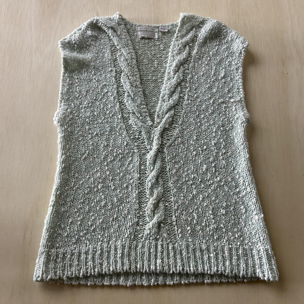Hand Knit Sweater Vest Womens Large Green V Neck Cable Knit Boucle Textured